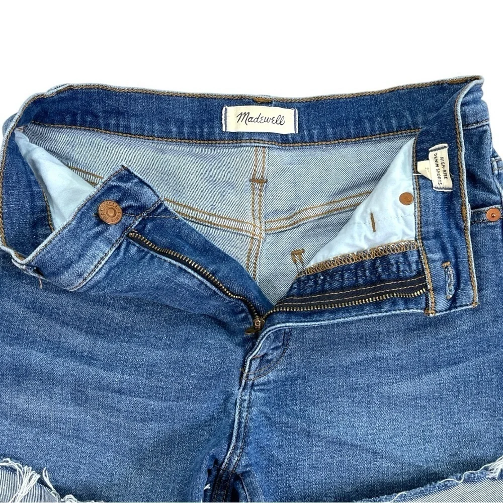 Madewell High-Rise Denim Shorts size 25 in Medium Wash
